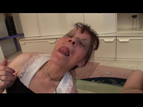 ❤️ Oomakhulu ababini kunye notatomkhulu omnye banabathathu Amanyala kwi-xh.epicpornvideos-com.ru ﹏